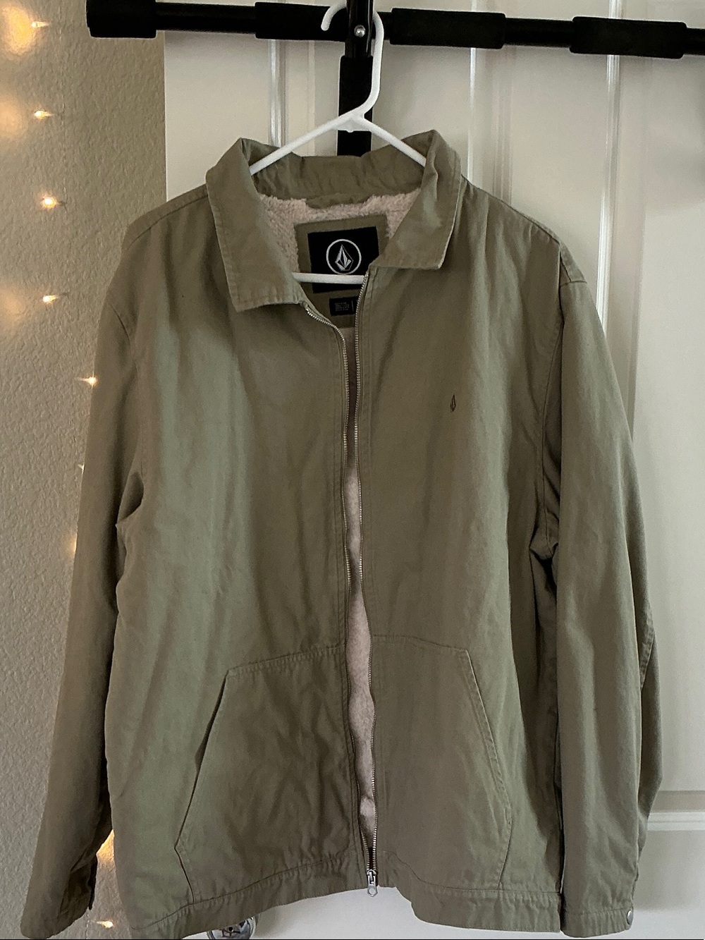 Volcom Men’s Olive Green Sherpa-Lined Shirt Jacket